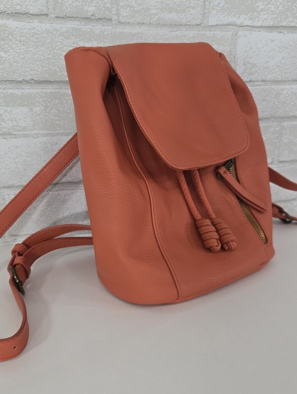 Universal Thread like new mini backpack - Picture 14 of 14